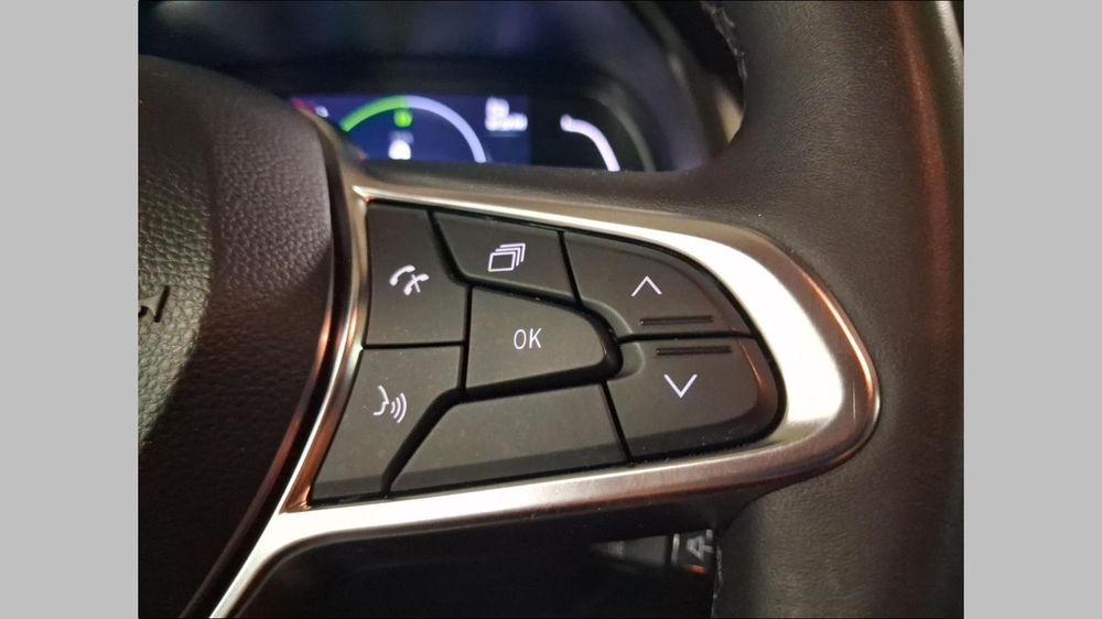 Captur E-Tech full hybrid 145 Evolution 2023 occasion 91700 Sainte-Genevi&egrave;ve-des-Bois