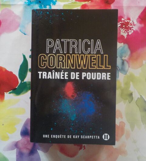 TRAINEE DE POUDRE de Patricia CORNWELL Ed. des 2 Terres 3 Bubry (56)