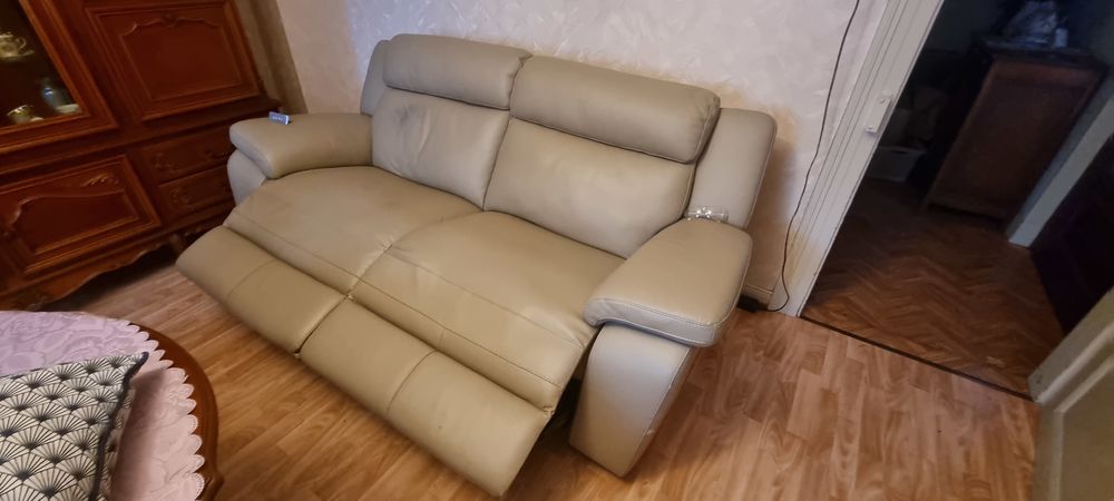 Canap&eacute; cuir Meubles