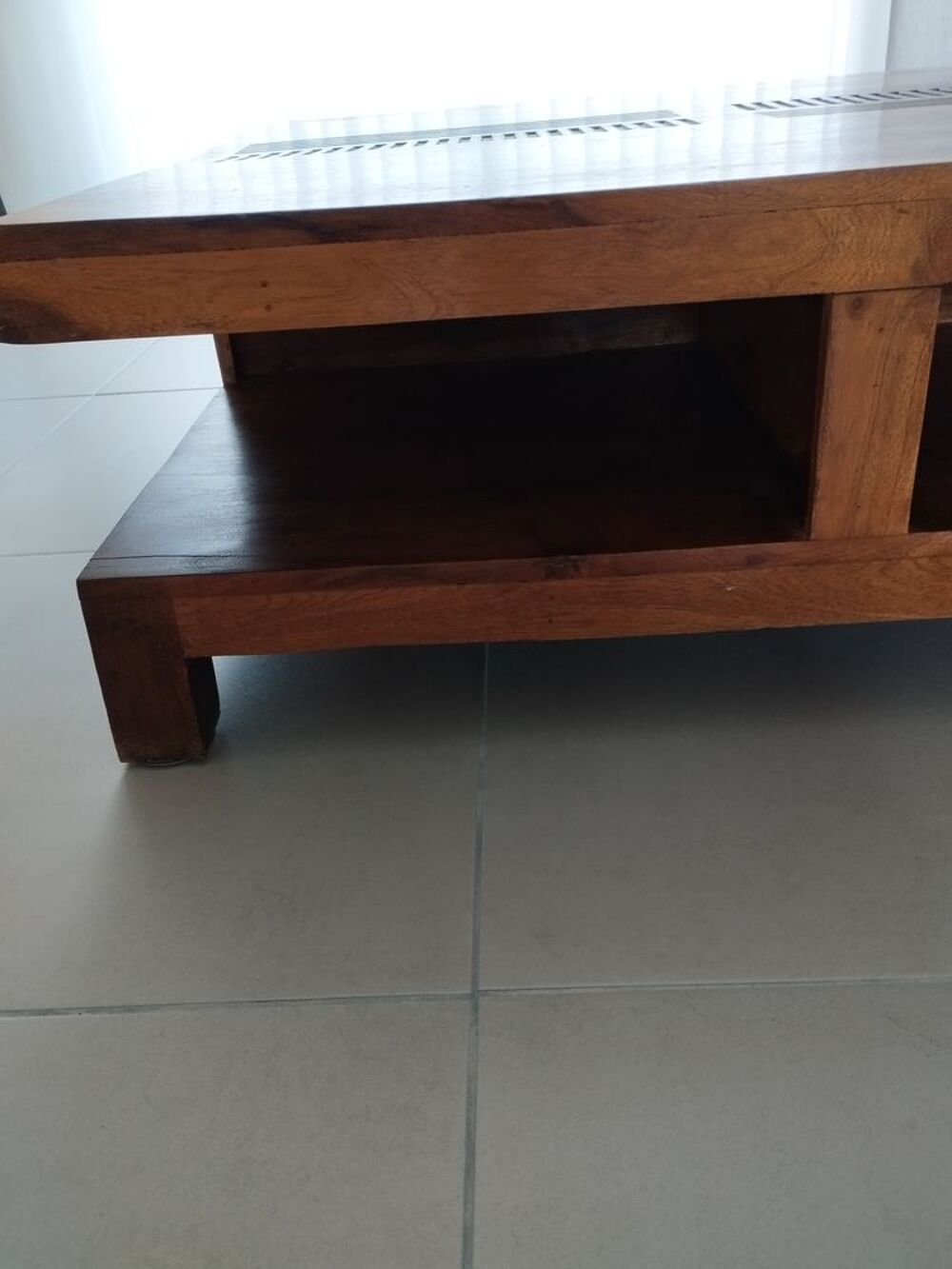 Table basse + bout canap&eacute; 
Meubles