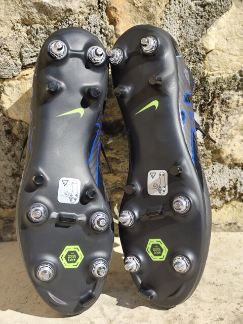 Chaussures de Foot Neuves 75 Poitiers (86)