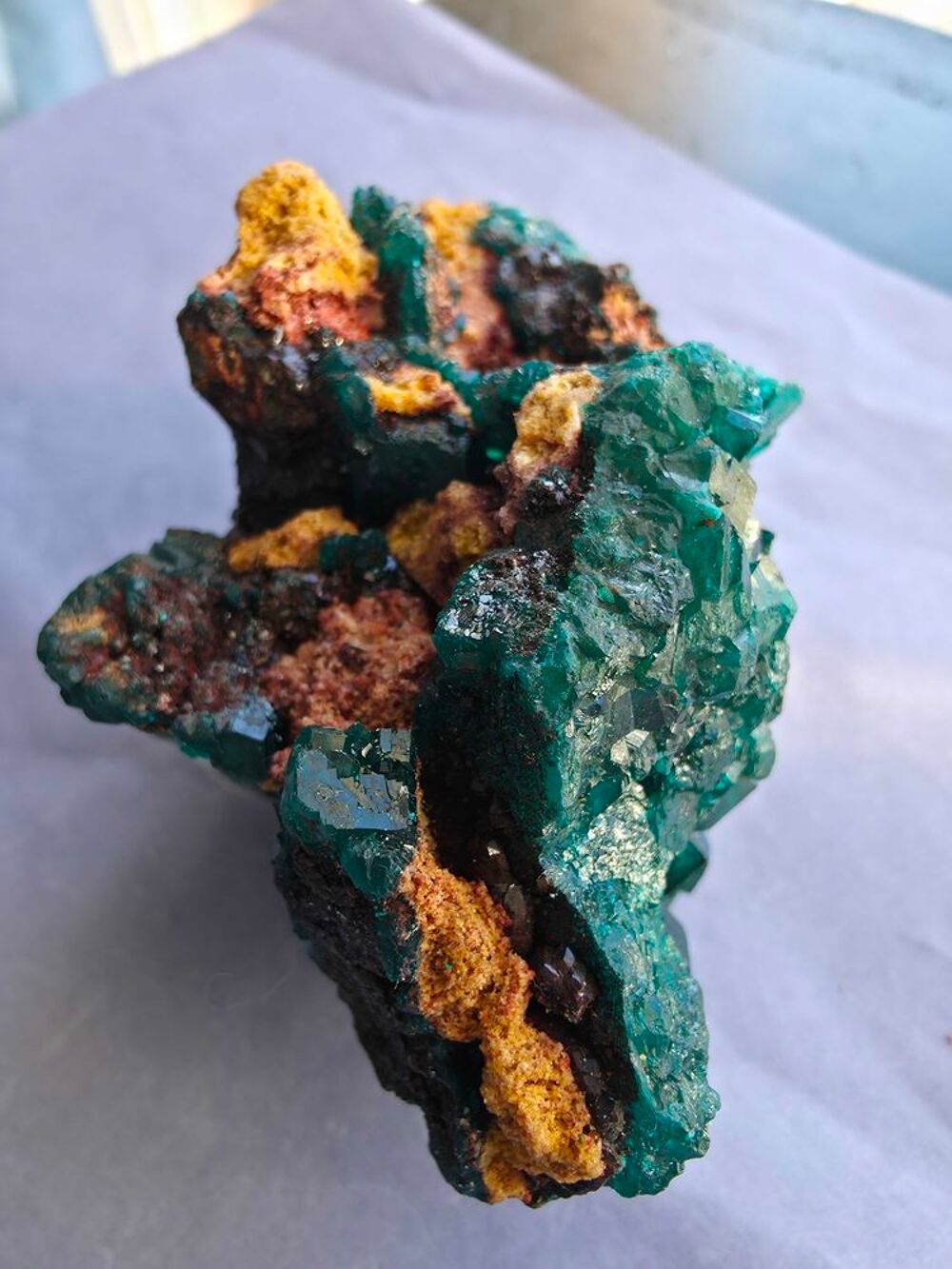 Dioptase sur Gangue Naturelle-Katanga, RDC(134g) 