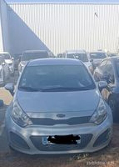 Rio 1.1 CRDi 75 ISG Motion 2012 occasion 44600 Saint-Nazaire
