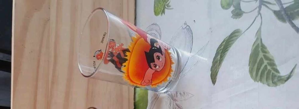 verre astro 
vintage 
made in france 
Manga Décoration
