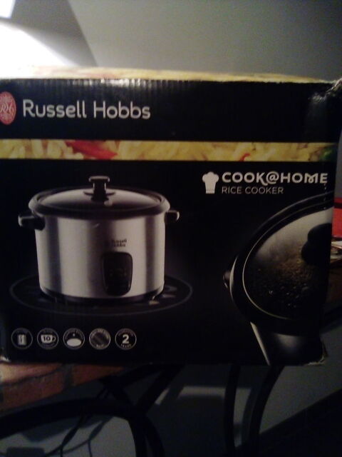 CUISEUR A RIZ  RUSSEL HOBBS  Montpellier (34)