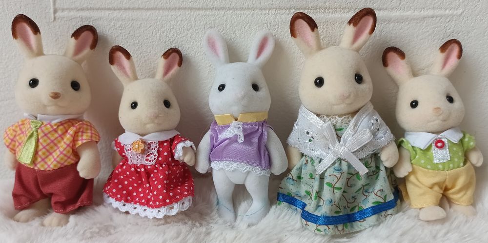 Lot de 5 figurines Sylvanians lapins collection Parfait &eacute;tat 