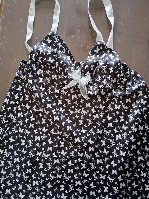 Jolie Nuisette 10 Toulon (83)