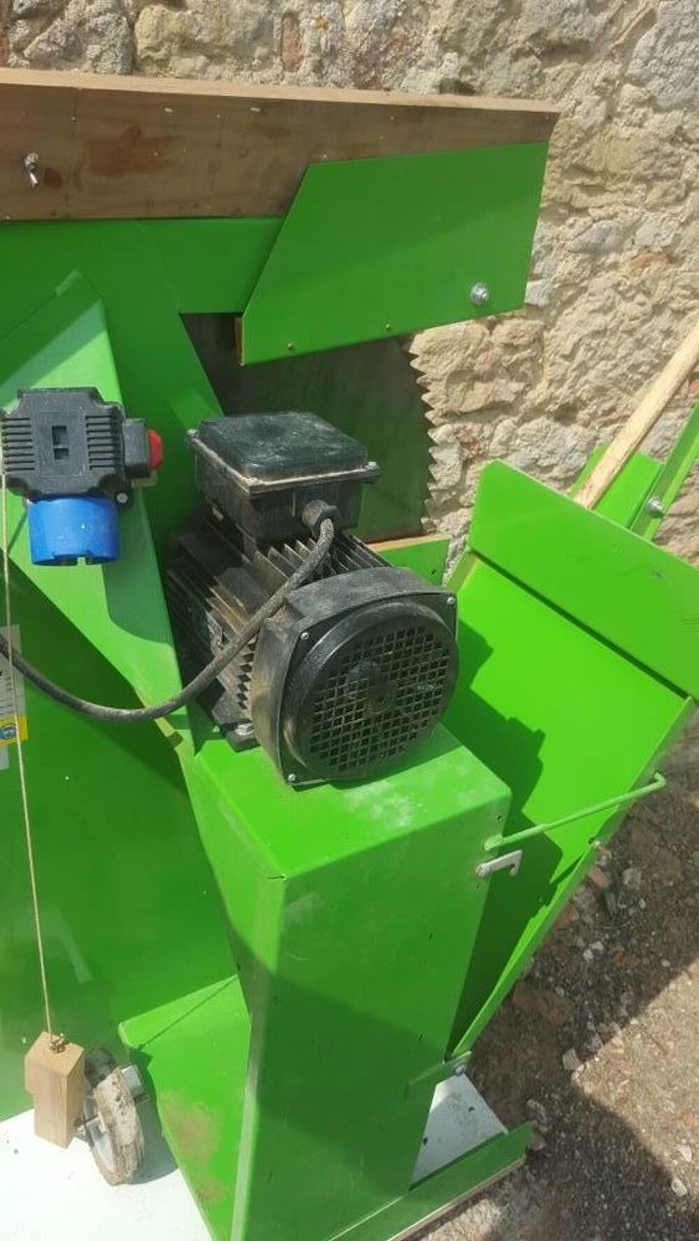  Scie &agrave; b&ucirc;ches &eacute;lectrique 220 volts Bricolage