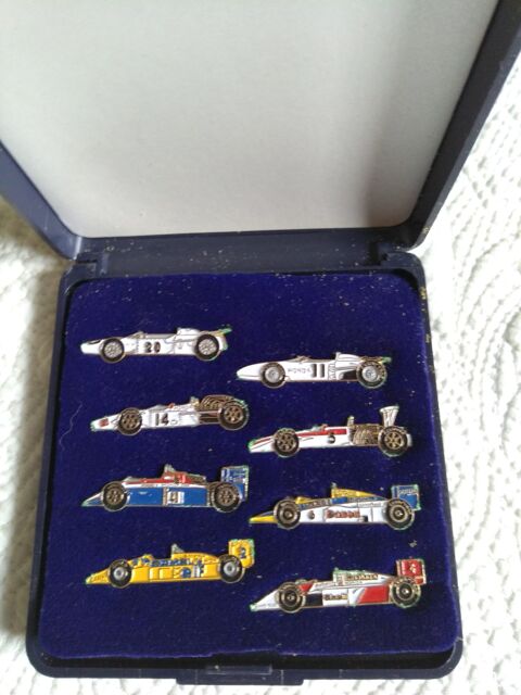 coffret Collrctor de 8 Pins Honda F-1.
40 Bondy (93)