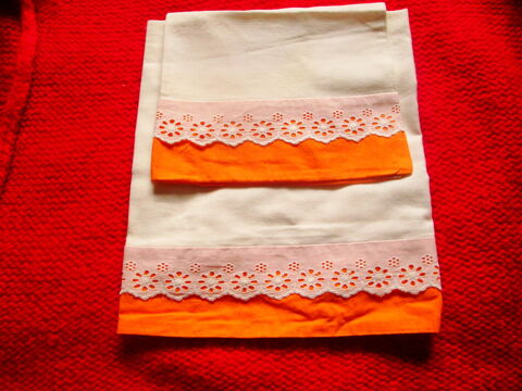 Parure de lit pour b�b� 8 Nimes (30)