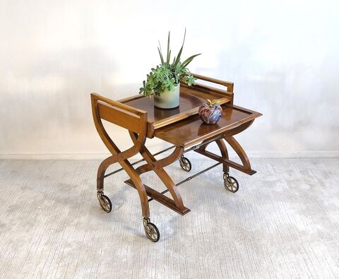 Belle paire de tables vintage en teck ? Desserte roulante 550 Créteil (94)