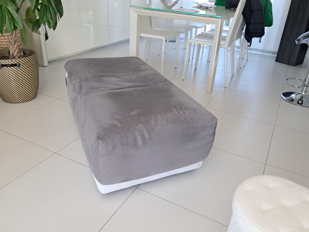 POUF CH&Acirc;TEAU D'AX mod&eacute;le STAR Meubles