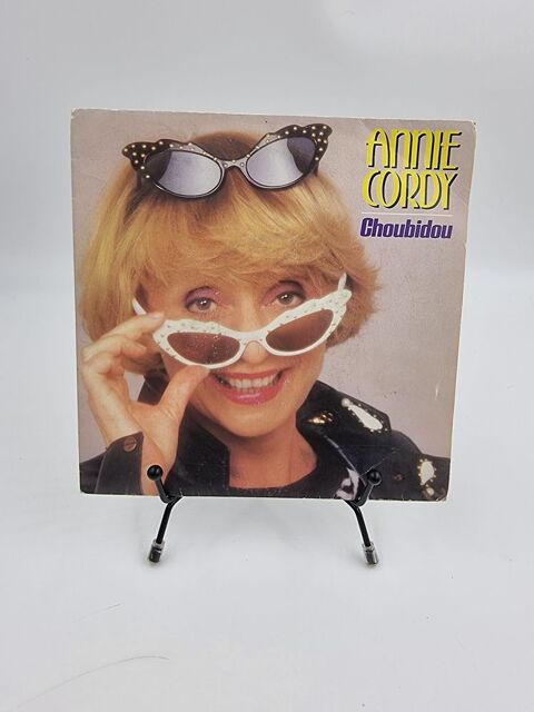 Vinyle 45 tours Annie Cordy : Choubidou avec fourreau 6 Vulbens (74)