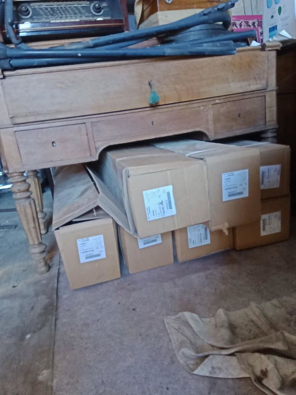 7 volet tout neuf solaire gris faire prix Bricolage