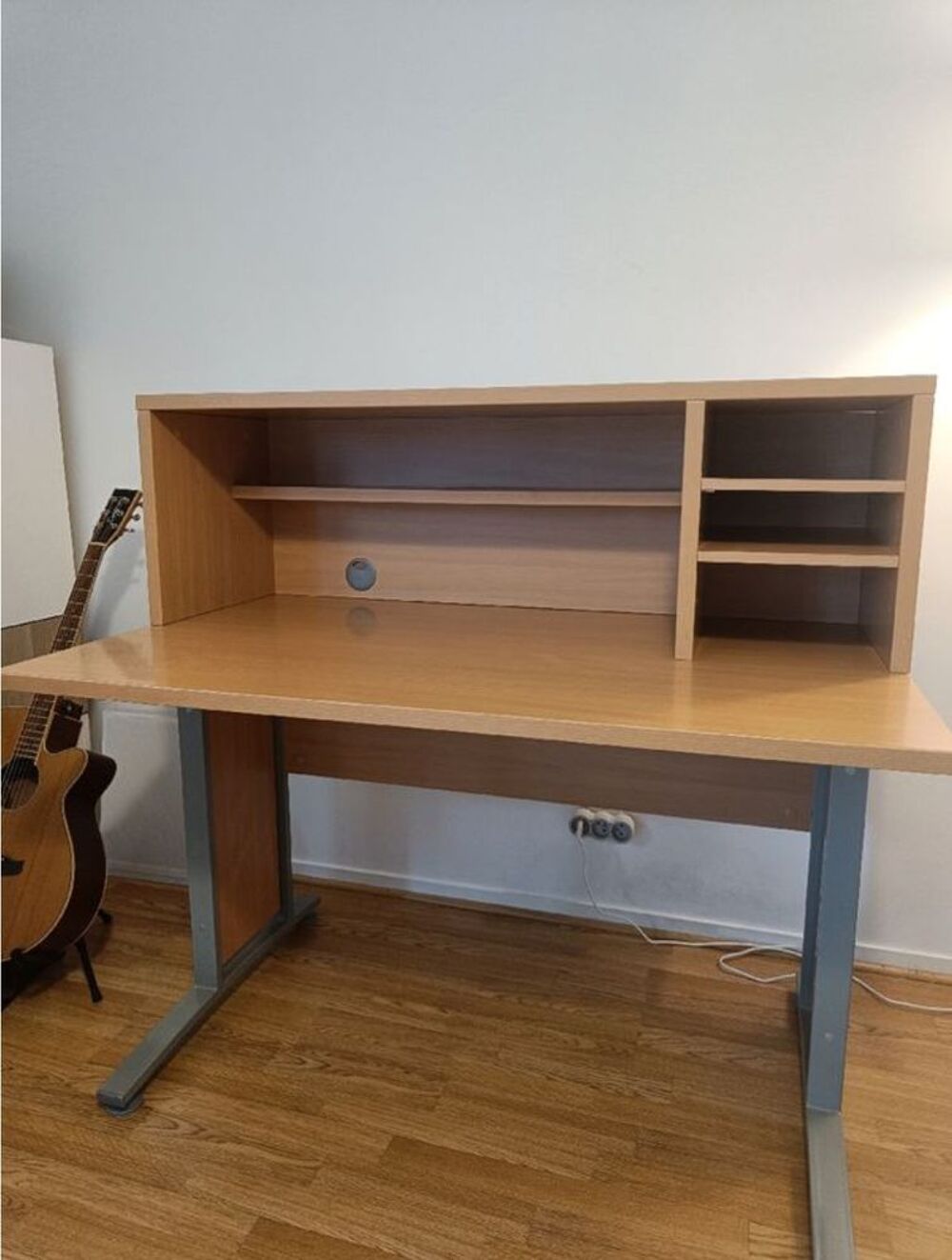 Beau bureau - couleur h&ecirc;tre Meubles