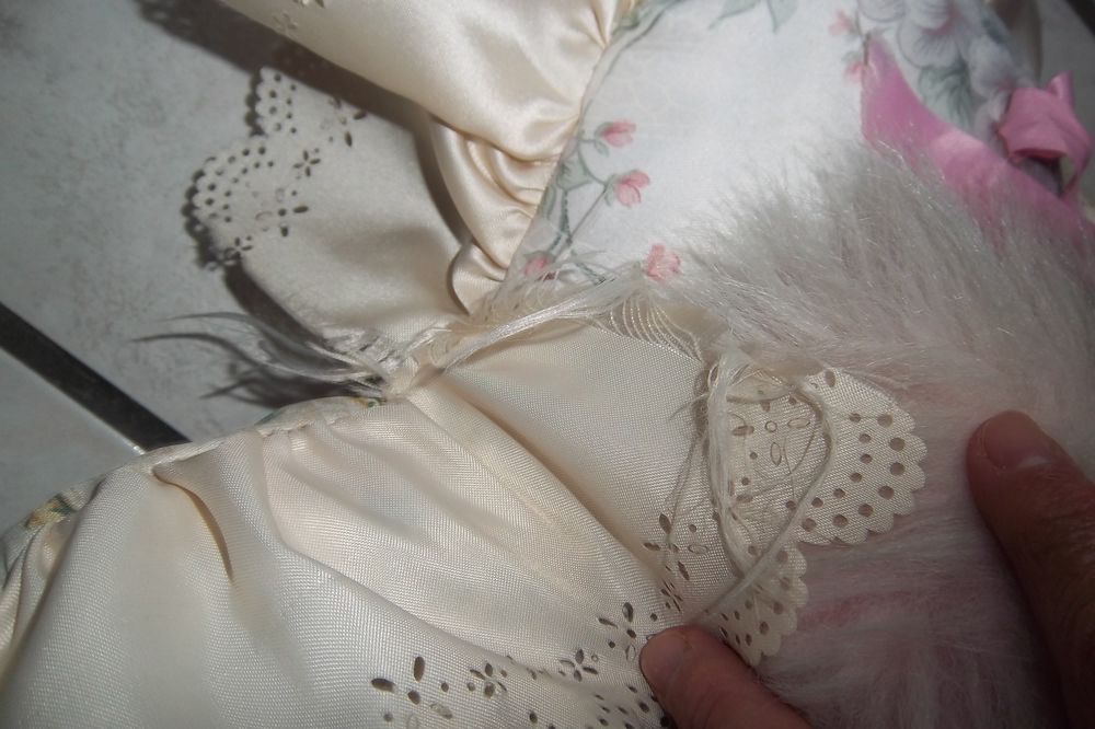 Coussin d&eacute;coratif t&ecirc;te de poup&eacute;e Décoration