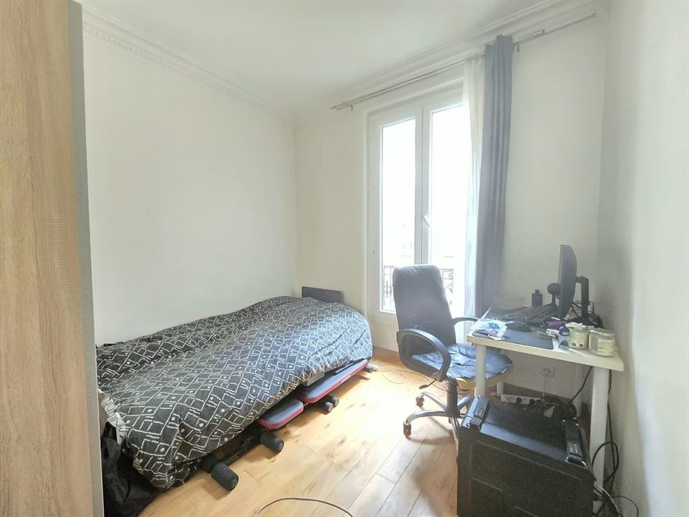 Location Appartement 2 chambres sans séjour Paris 19