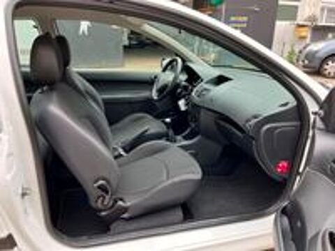 206 + 1.4 HDi 70ch FAP BLUE LION Active 2011 occasion 42700 Firminy