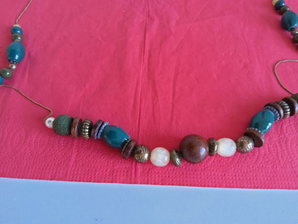 COLLIER SAUTOIR avec cha&icirc;nette Bijoux et montres