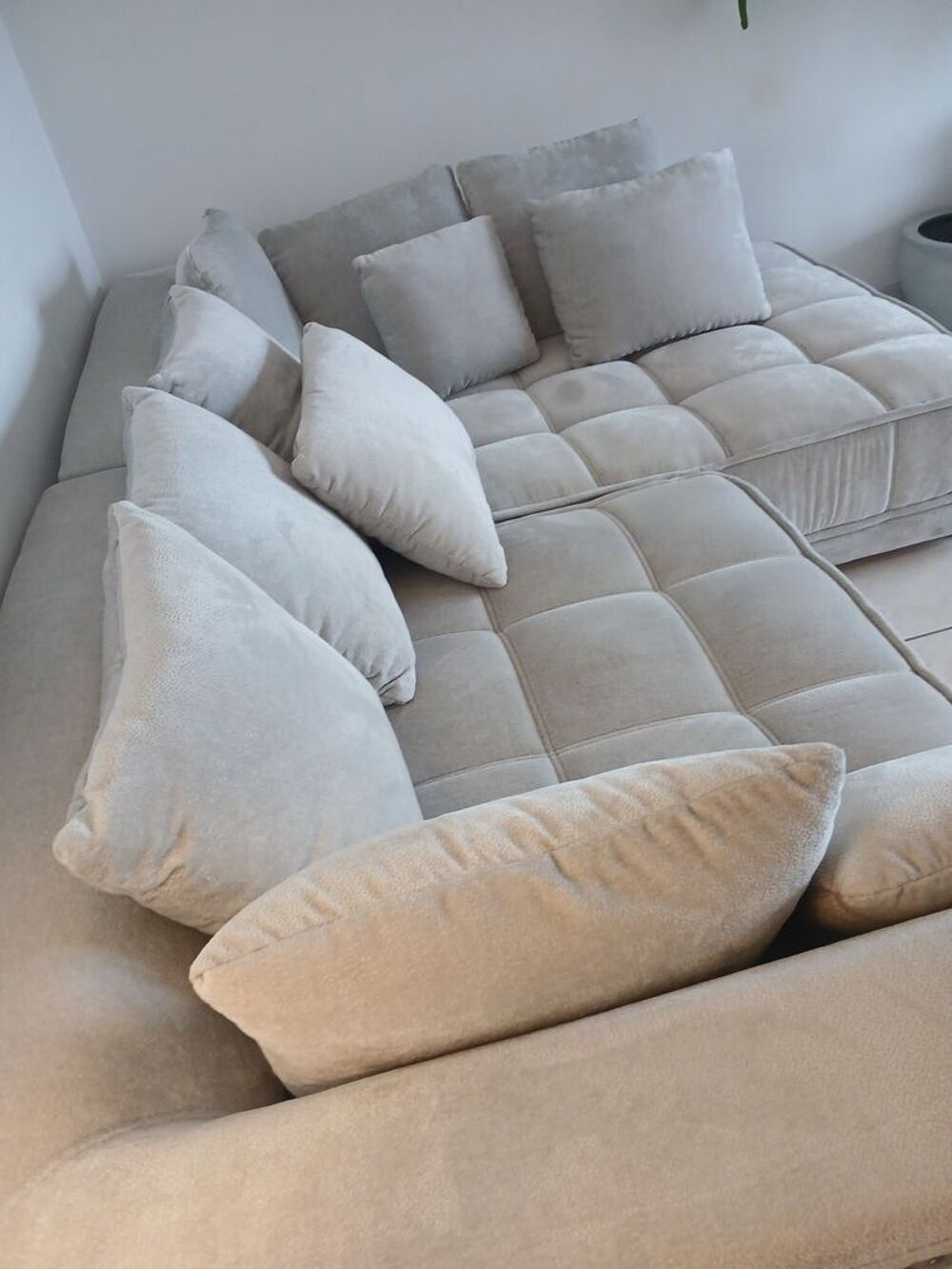 Canap&eacute; d angle/Sofa Meubles