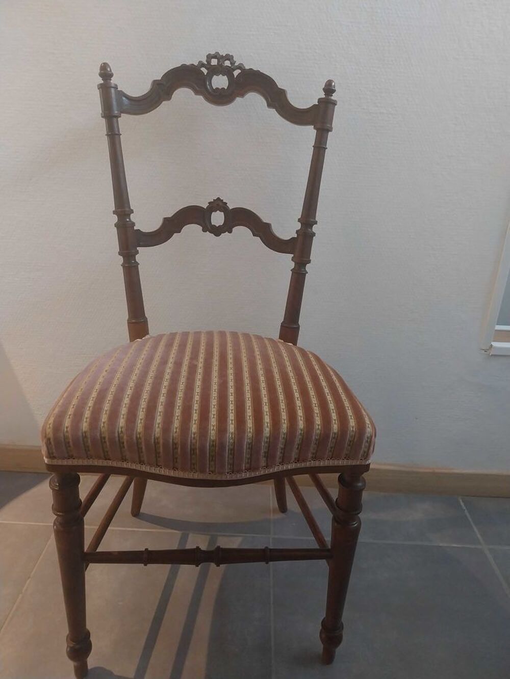 Paire de chaises anciennes Meubles