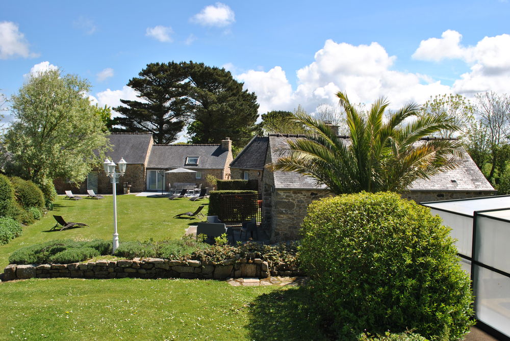   Gîte de Charme avec Piscine chauffée couverte Bretagne, Plouguin (29830)