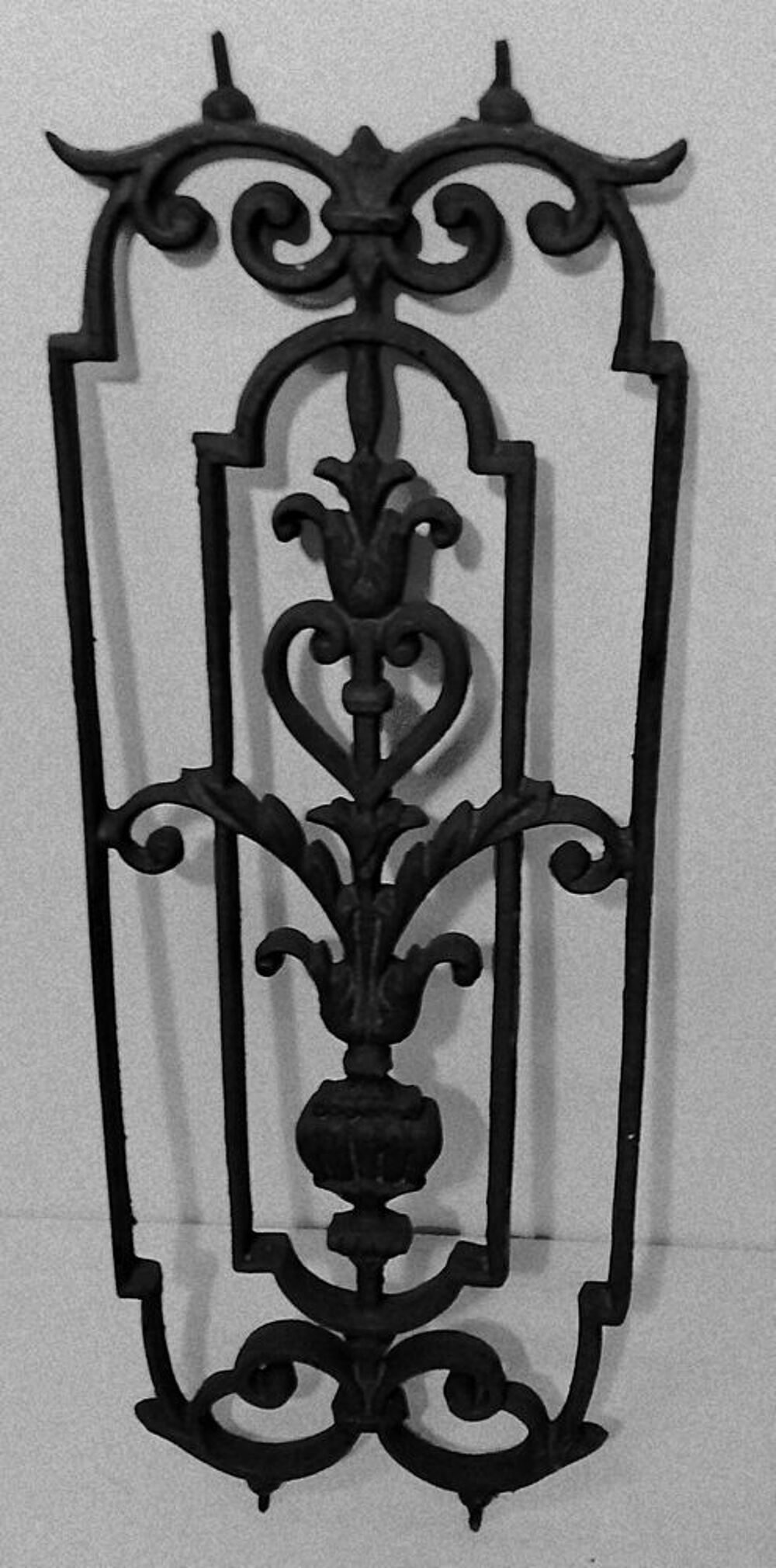 &Eacute;l&eacute;ment de d&eacute;cor en fonte pour balcon Bricolage