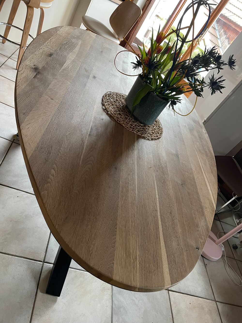 Bonne occasion: belle table ovale en bois, moderne Meubles