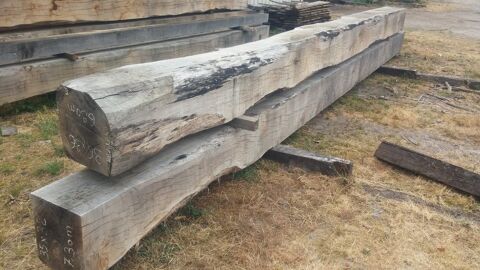poutres chêne 50x50 longueur 6m80 et 7m60 1 Parthenay (79)