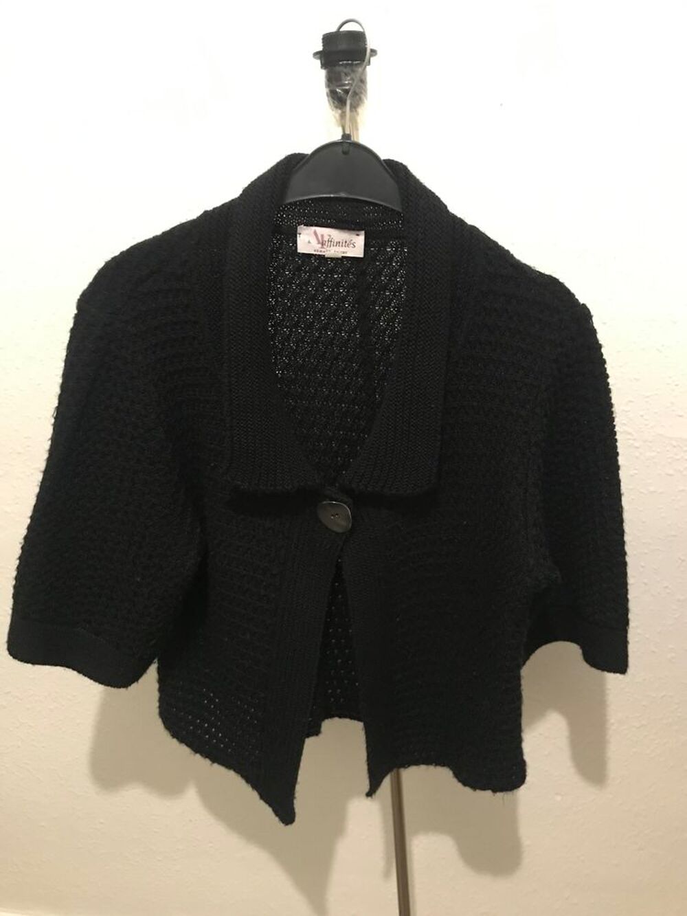 gilet noir Armand Thierry Chaussures