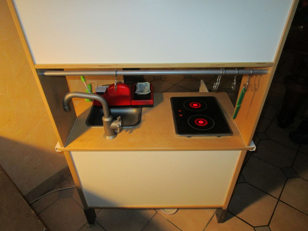 LOT EMEM5 MEUBLE EN BOIS CUISINE ENFANT Jeux / jouets