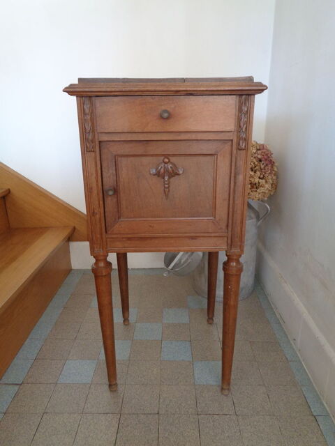 Table de chevet 20 Cond�-sur-Marne (51)