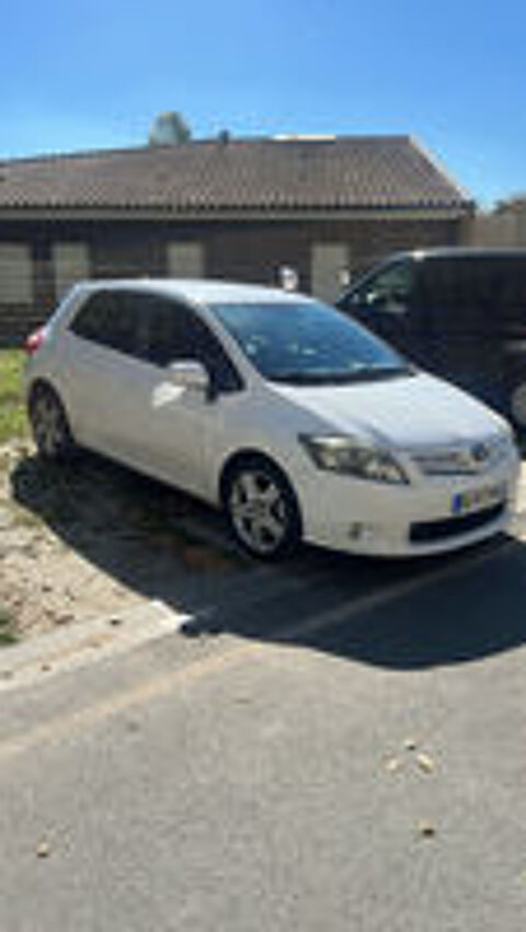 Auris 1.4D4D 2011 occasion 33240 Saint-Laurent-d'Arce