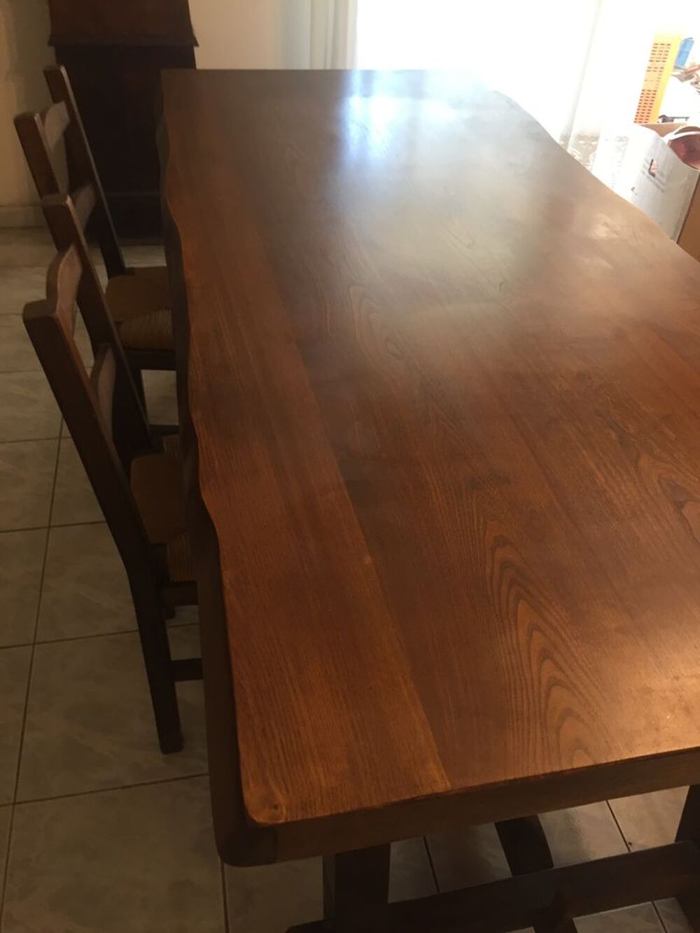 table, chaises,banc, buffet Hanninen Meubles