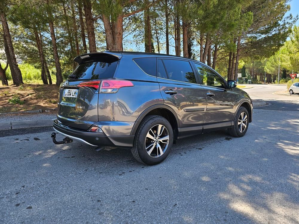 RAV 4 RAV4 143 D-4D 2WD Lounge 2016 occasion 34690 Fabr&egrave;gues