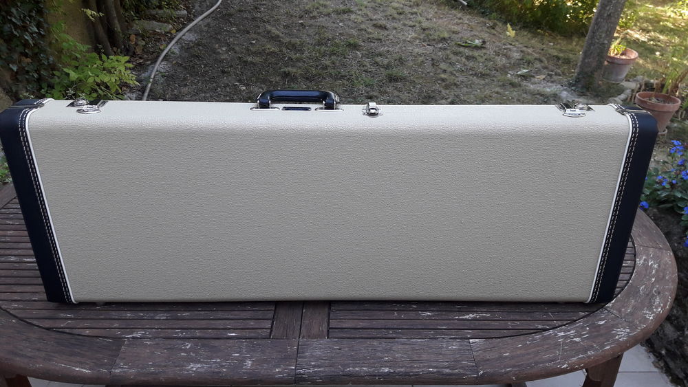 CASE FENDER TWEED CUSTOM SHOP Instruments de musique