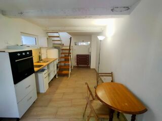  Appartement � louer 2 pi�ces 24 m� Montbrun-des-corbi�res