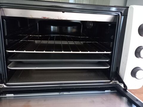 Four lectrique Delonghi 120 Colmar (68)