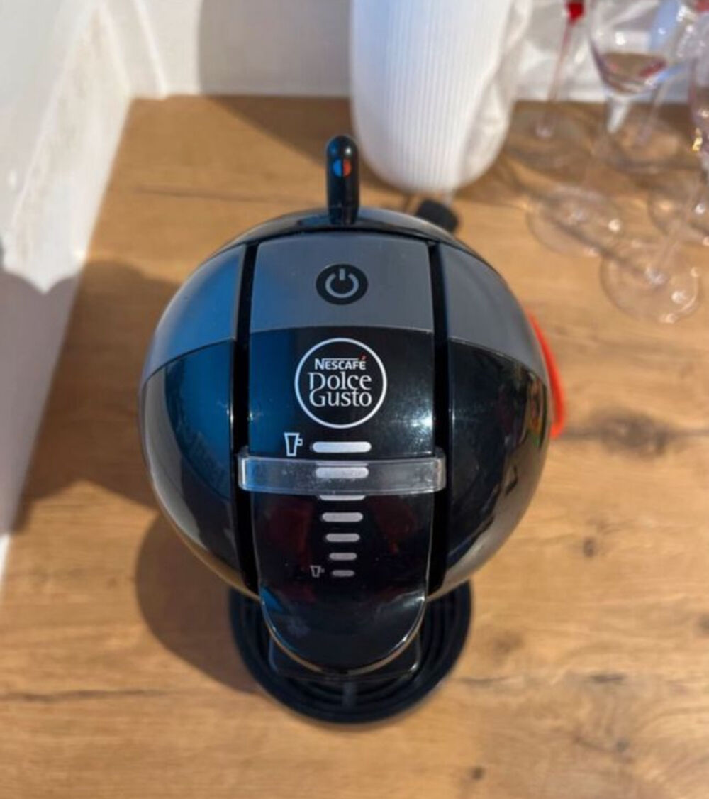 Cafeti&egrave;re dolce gusto deLonghi Electroménager