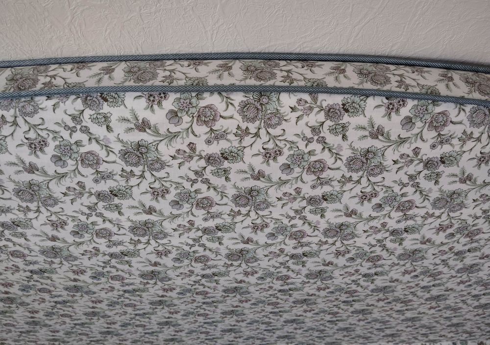 t&ecirc;te de lit pour sommier/literie de 140cm Meubles