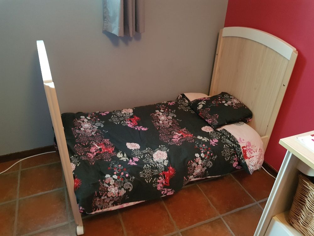 chambre enfant compl&egrave;te &eacute;volutive. Mobilier enfants