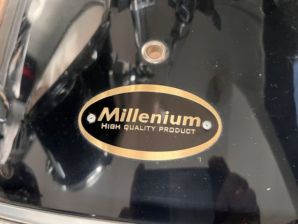 ? Batterie acoustique Millenium ? pr&ecirc;te &agrave; jouer ?
Instruments de musique