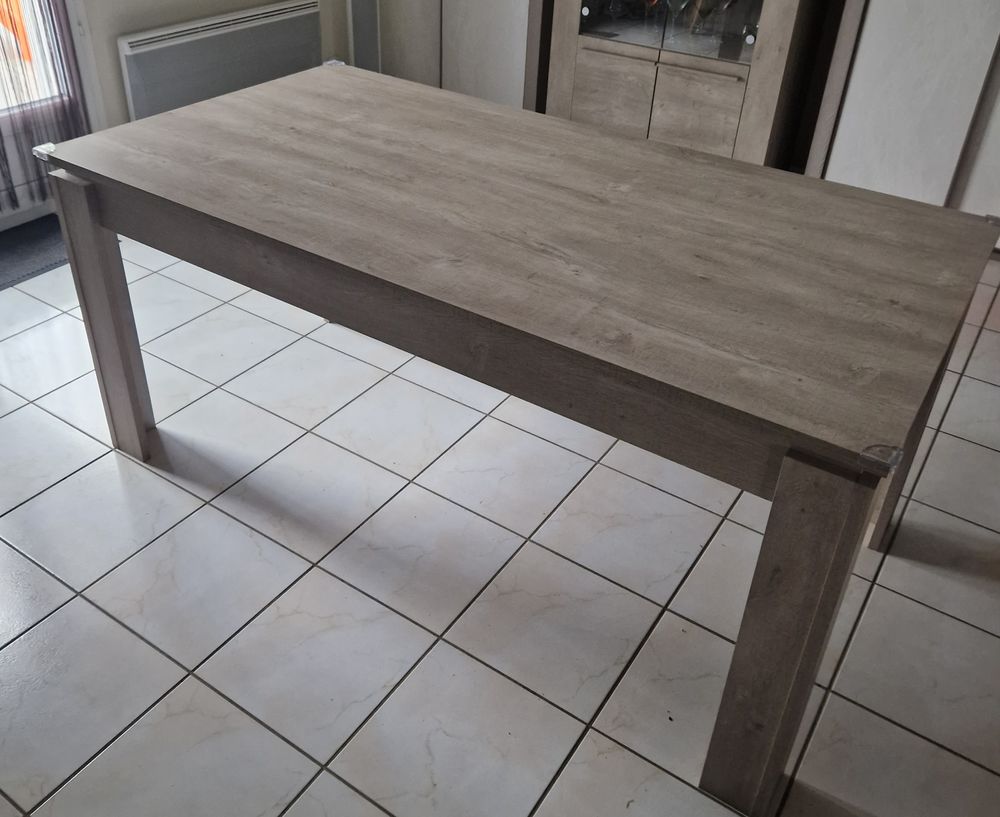Table salle &agrave; manger SEGUR Meubles