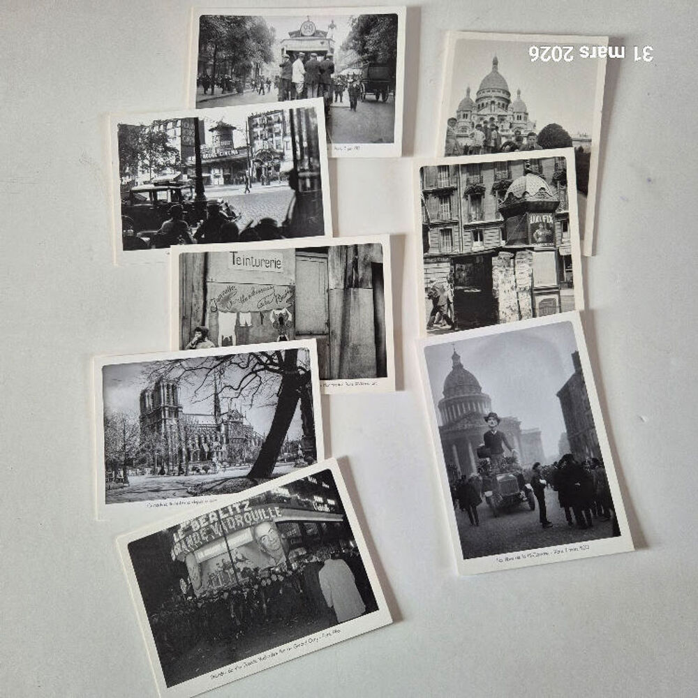 Lot de 8 cartes postales sur la vie parisienne, reproduction Décoration
