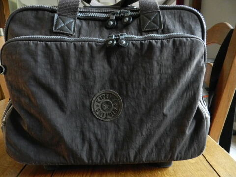 PILOT CASE KIPLING CEROC 40 Harly (02)