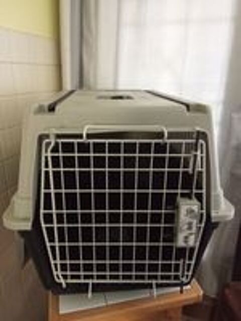   Boite a transport pour animaux  