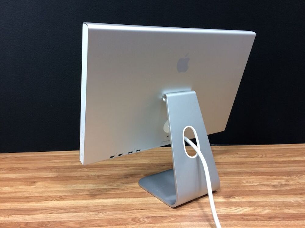 Apple Cinema Display 20 pouces Matériel informatique