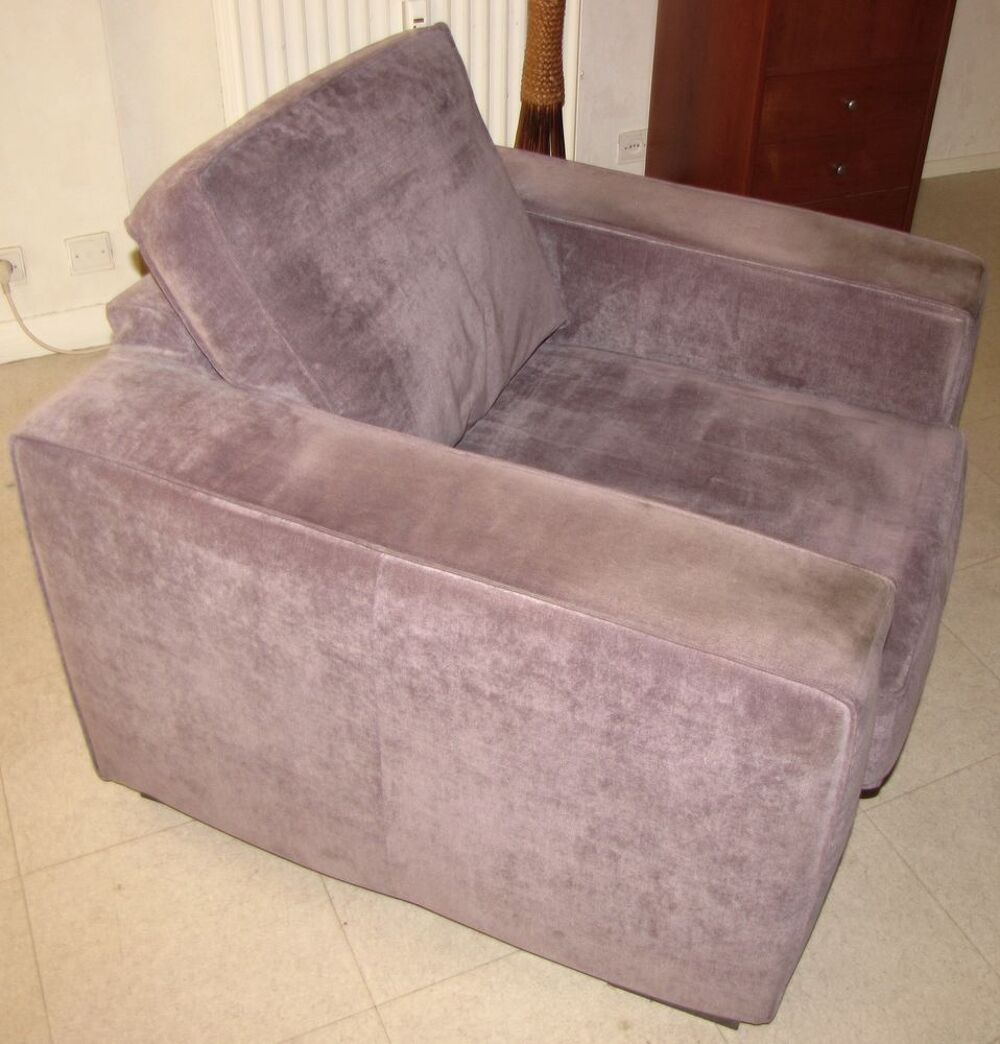 ENSEMBLE CANAPE FIXE 3 PLACES + FAUTEUIL, en velours mauve Meubles