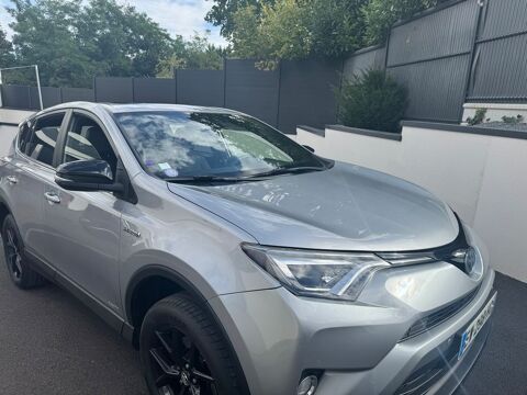Toyota RAV 4 RAV4 Hybride 197ch 2WD Black Edition 2018 occasion &Eacute;vreux 27000