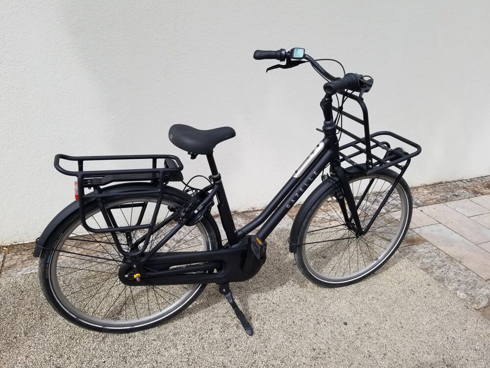 V&eacute;lo hollandais ville VAE Porteur Gazellle HeavyDuty C7HMB Vélos